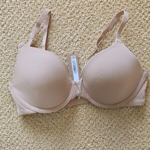 SKIMS Light Nude Seamless T-Shirt Bra